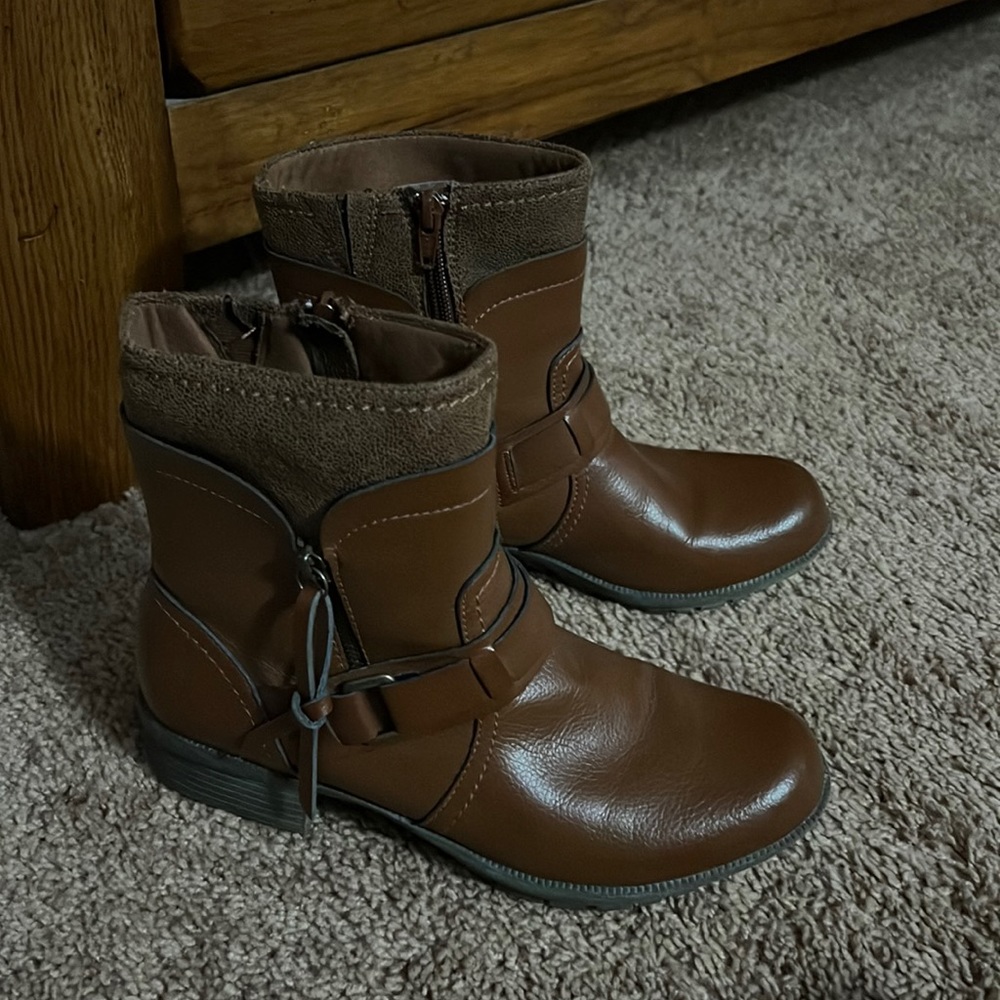Clark boots